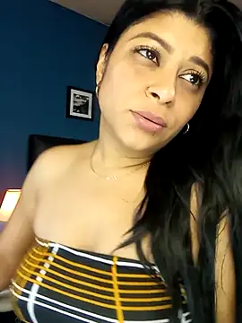 Snapshot of Lashmy111 chatting on 03/02/25, 11:07 Lashmy111 online show from 03/02/25, 11:07