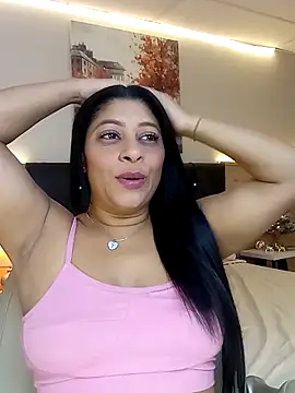 Snapshot of Lashmy111 chatting on 11/29/25, 02:47 Lashmy111 online show from 11/29/25, 02:47