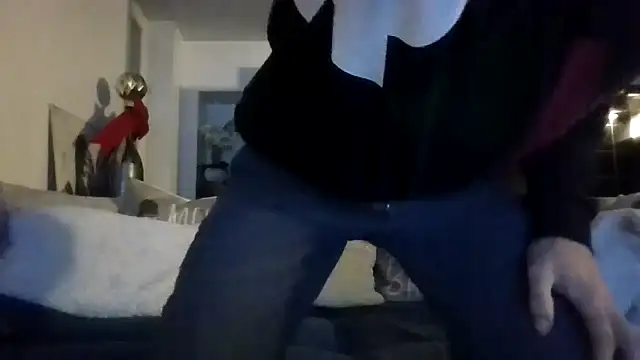 lololaland online show from 11/26/25, 11:06