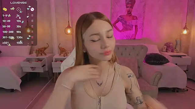 Snapshot of LITTLE-VIVI chatting on 03/03/25, 06:37 LITTLE-VIVI online show from 03/03/25, 06:37