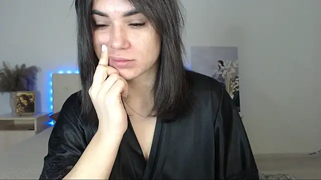 RoxannePure online show from 02/21/25, 02:06