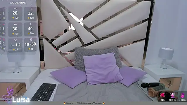 Naughty  Mom online show from 01/08/25, 12:05