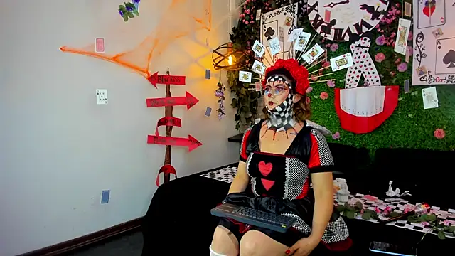 SarahDeyvis online show from 10/30/25, 07:14