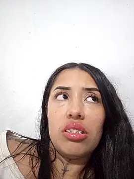 Snapshot of Sofia_888 chatting on 02/01/26, 03:38 Sofia 888 online show from 02/01/26, 03:38