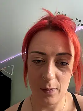 Snapshot of Englishhornybecca30 chatting on 10/01/25, 01:28 Englishhornybecca30 online show from 10/01/25, 01:28