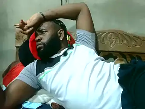 2ocmaxi online show from 02/10/25, 01:14