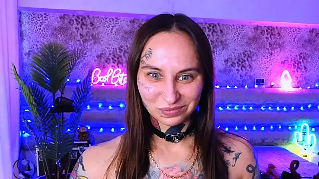 Cool Freak  online show from 02/09/25, 09:47