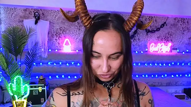 Cool Freak  online show from 09/22/25, 10:39