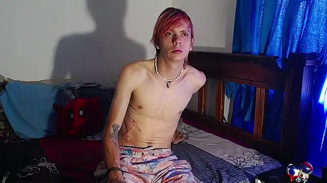 Snapshot of Twink_Temptation chatting on 03/20/26, 04:01 Twink Temptation online show from 03/20/26, 04:01