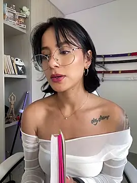 Ale Lewis online show from 12/02/24, 08:00