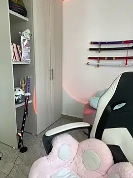 Ale Lewis online show from 03/01/25, 02:44