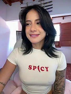 Snapshot of Ale_Lewis chatting on 03/21/26, 02:09 Ale Lewis online show from 03/21/26, 02:09