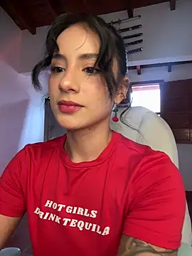 Snapshot of Ale_Lewis chatting on 03/23/26, 10:03 Ale Lewis online show from 03/23/26, 10:03