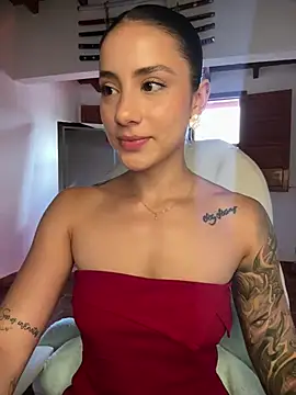 Snapshot of Ale_Lewis chatting on 03/26/26, 10:04 Ale Lewis online show from 03/26/26, 10:04