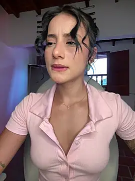 Snapshot of Ale_Lewis chatting on 04/10/26, 09:52 Ale Lewis online show from 04/10/26, 09:52