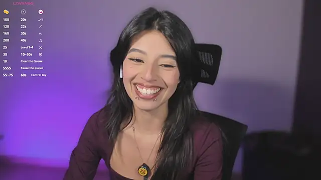 Snapshot of NanaRott chatting on 04/28/26, 01:48 NanaRott online show from 04/28/26, 01:48