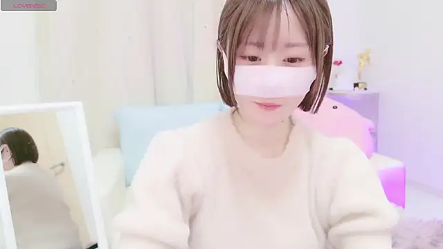 Yuu  k online show from 12/19/24, 11:50