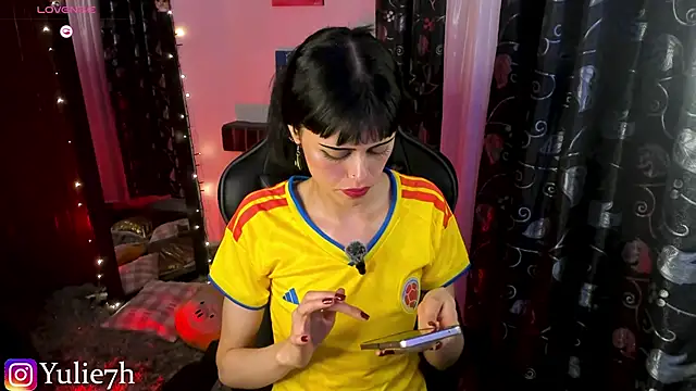 Snapshot of _Jessy_Moon_ chatting on 06/18/26, 12:11 Jessy Moon online show from 06/18/26, 12:11