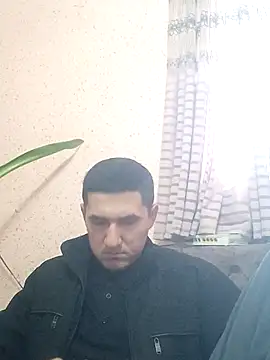 bobur4002 online show from 12/14/25, 09:25