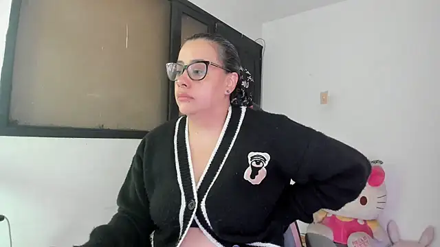 smile sweetpao online show from 02/26/25, 11:52