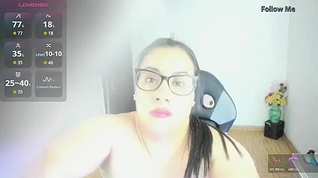 Snapshot of smile_sweetpao chatting on 01/05/26, 06:22 smile sweetpao online show from 01/05/26, 06:22