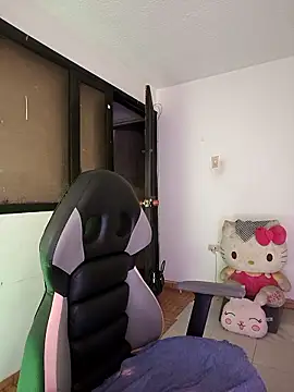 Snapshot of smile_sweetpao chatting on 03/18/26, 12:14 smile sweetpao online show from 03/18/26, 12:14