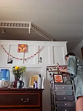 mossy kiss online show from 02/20/25, 04:03