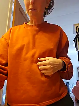 mossy kiss online show from 03/17/25, 05:49