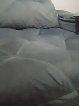 Snapshot of paulpovb chatting on 01/14/26, 12:27 paulpovb online show from 01/14/26, 12:27