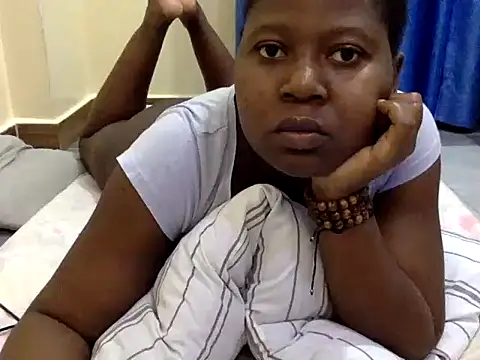 Snapshot of 10sexymelo69_ chatting on 05/19/26, 05:47 10sexymelo69 online show from 05/19/26, 05:47