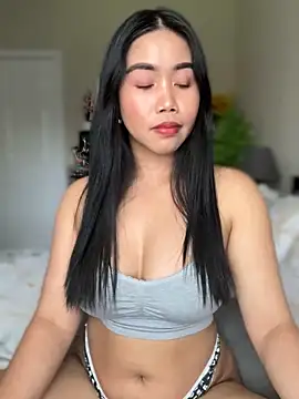 Snapshot of JazzieXo chatting on 12/05/24, 08:55 JazzieXo online show from 12/05/24, 08:55