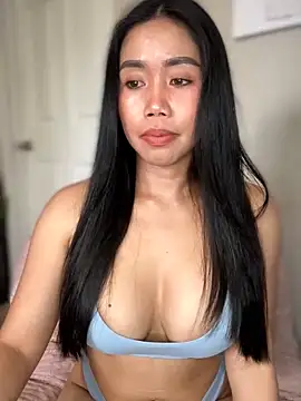 Snapshot of JazzieXo chatting on 03/18/26, 08:12 JazzieXo online show from 03/18/26, 08:12