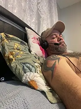 Cristian-Brayan online show from 03/01/26, 03:14