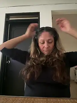 Snapshot of gabiTetas chatting on 02/21/26, 07:37 gabiTetas online show from 02/21/26, 07:37