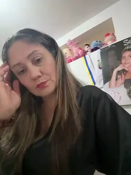 Snapshot of gabiTetas chatting on 03/01/26, 08:22 gabiTetas online show from 03/01/26, 08:22