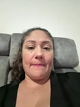 Snapshot of gabiTetas chatting on 03/07/26, 12:46 gabiTetas online show from 03/07/26, 12:46