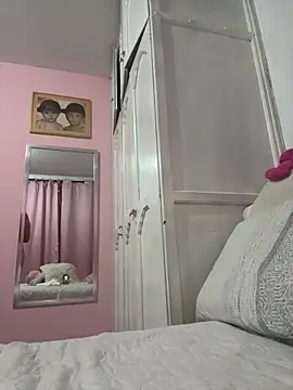 Snapshot of gabiTetas chatting on 03/18/26, 09:18 gabiTetas online show from 03/18/26, 09:18