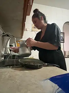 Snapshot of gabiTetas chatting on 03/31/26, 08:31 gabiTetas online show from 03/31/26, 08:31