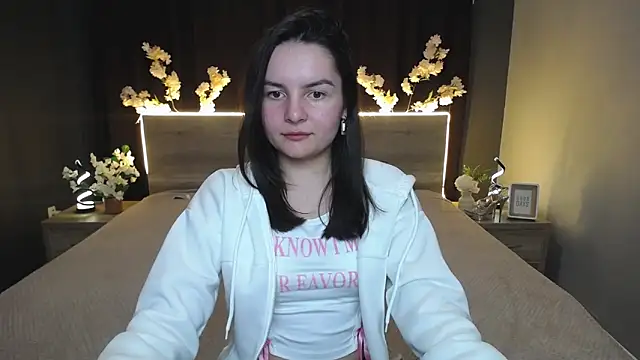 JasmineAsha online show from 03/11/26, 07:31