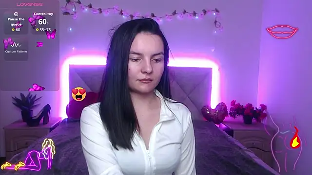 JasmineAsha online show from 05/05/26, 07:33