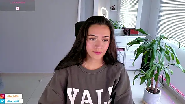 Snapshot of ImLui_lu chatting on 01/30/25, 08:53 ImLui lu online show from 01/30/25, 08:53