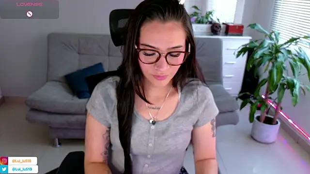 Snapshot of ImLui_lu chatting on 02/07/25, 10:09 ImLui lu online show from 02/07/25, 10:09