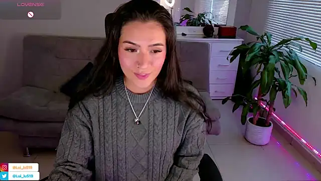 Snapshot of ImLui_lu chatting on 02/11/25, 10:50 ImLui lu online show from 02/11/25, 10:50