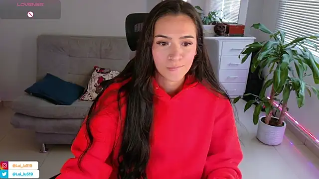 Snapshot of ImLui_lu chatting on 02/13/25, 10:00 ImLui lu online show from 02/13/25, 10:00