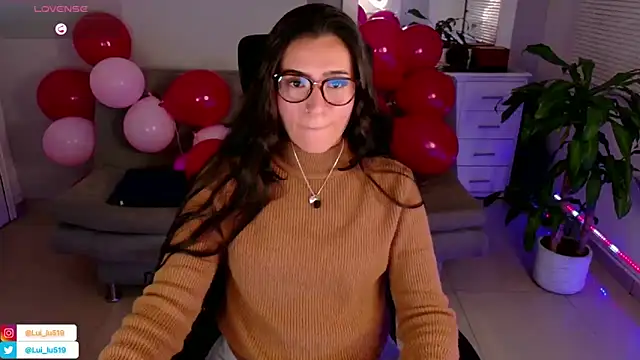 Snapshot of ImLui_lu chatting on 02/16/25, 04:09 ImLui lu online show from 02/16/25, 04:09