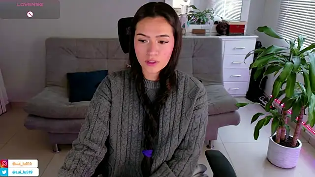 Snapshot of ImLui_lu chatting on 02/22/25, 08:20 ImLui lu online show from 02/22/25, 08:20