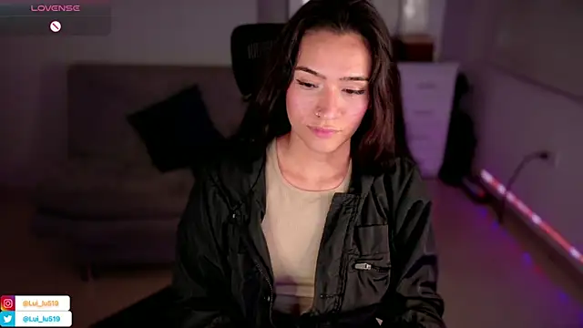 Snapshot of ImLui_lu chatting on 02/28/25, 02:31 ImLui lu online show from 02/28/25, 02:31