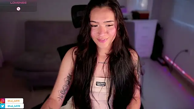 Snapshot of ImLui_lu chatting on 03/02/25, 10:38 ImLui lu online show from 03/02/25, 10:38