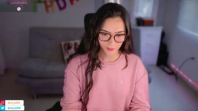 Snapshot of ImLui_lu chatting on 03/11/25, 10:09 ImLui lu online show from 03/11/25, 10:09