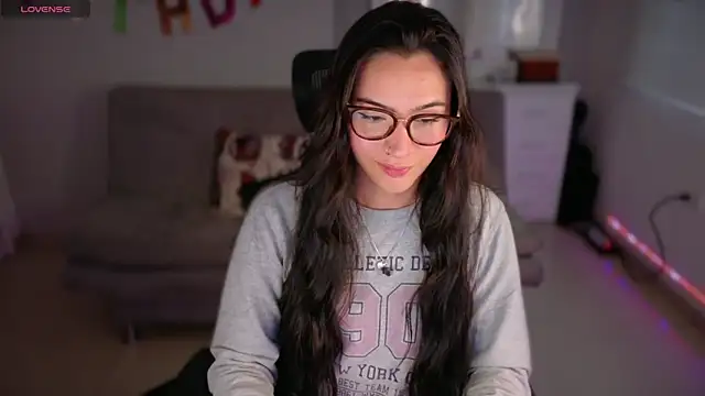 Snapshot of ImLui_lu chatting on 03/18/25, 10:48 ImLui lu online show from 03/18/25, 10:48